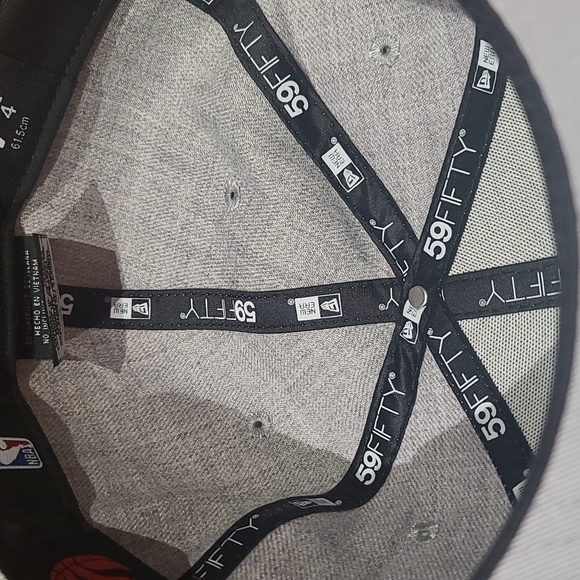 New Era-59Fifty Raptors cap - Picture 3 of 3